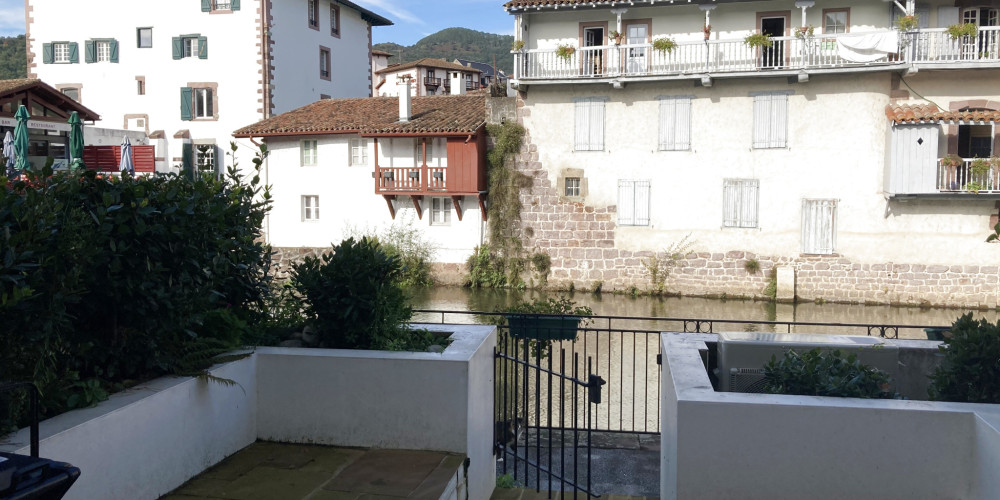 appartement à ST JEAN PIED DE PORT (64220)